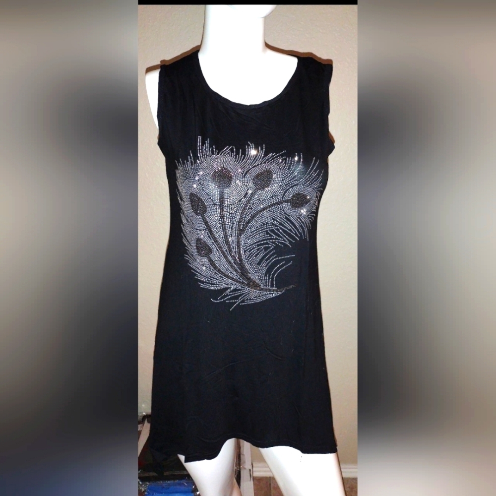 Peacock feather rhinestone tunic style blouse. NWT Fit and tunic style blouse.